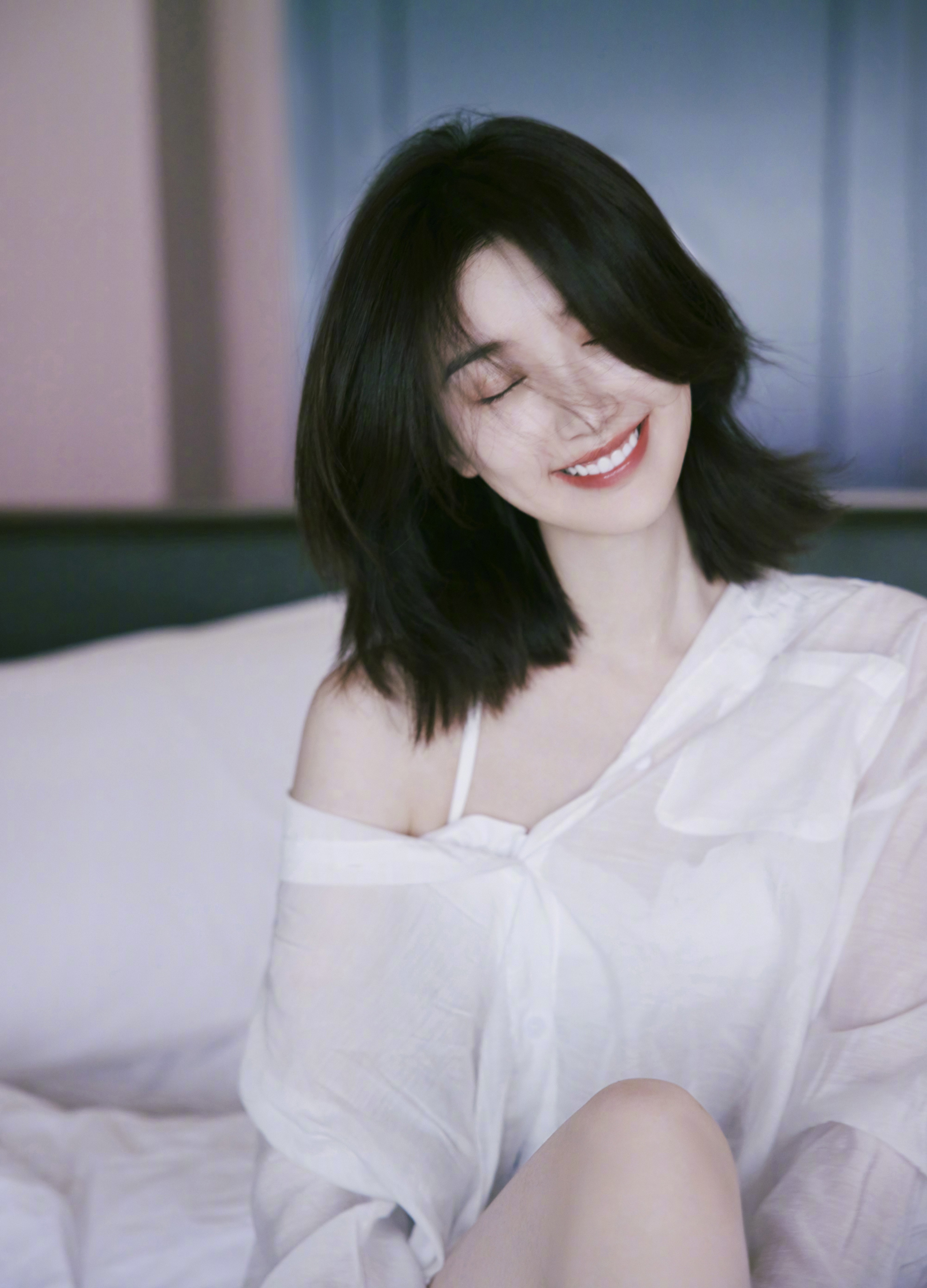 Mao Xiaotong pure desire white shirt