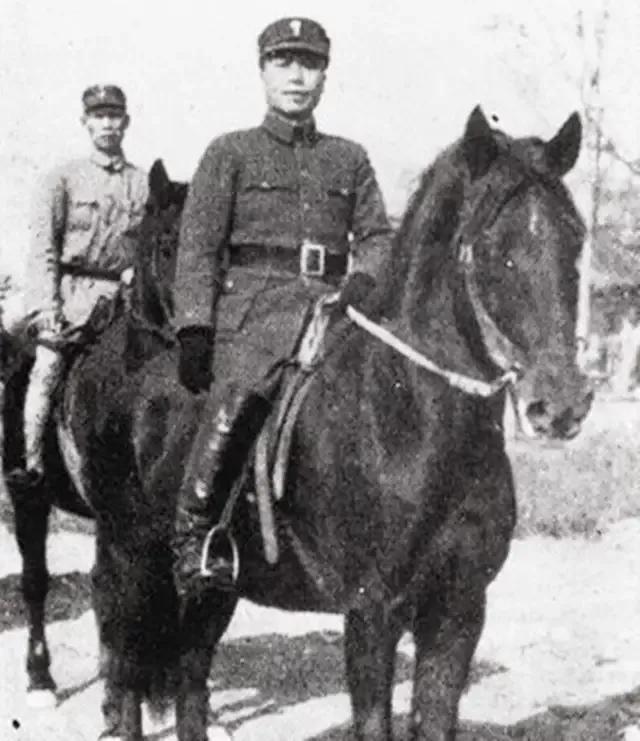 李宗仁的崛起:他是如何從一名體育老師成為號令一方的軍閥 - 資訊咖