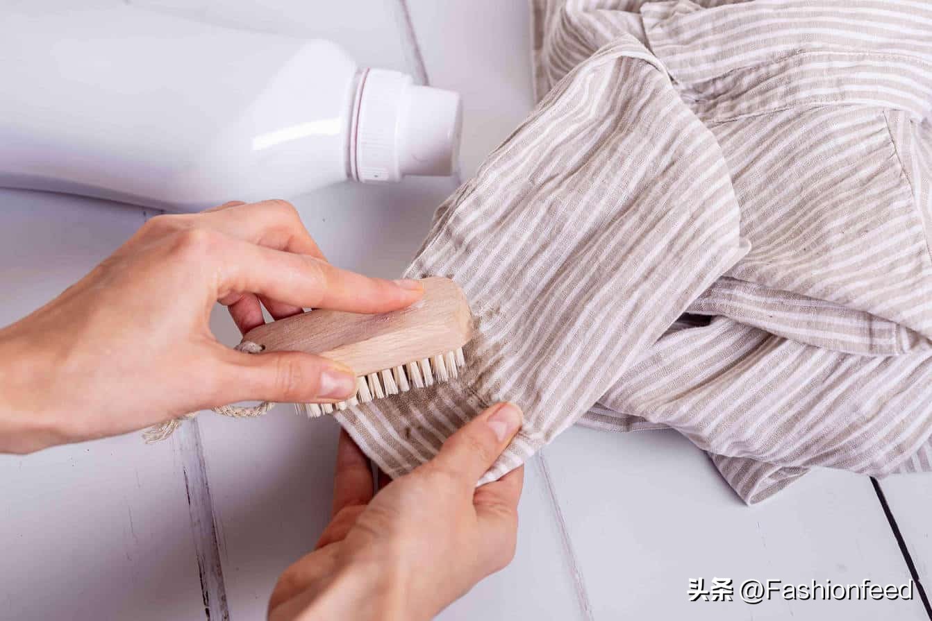How to remove dirt from clothes? (step by step guide) iNEWS