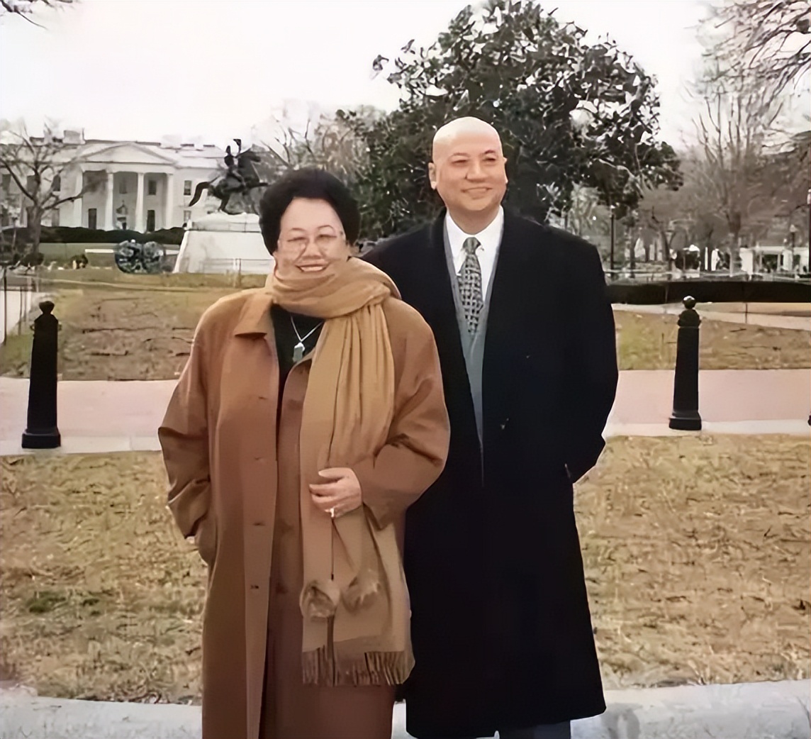 Chen Lihua made a will: 10 billion for each child, and the rest will go ...
