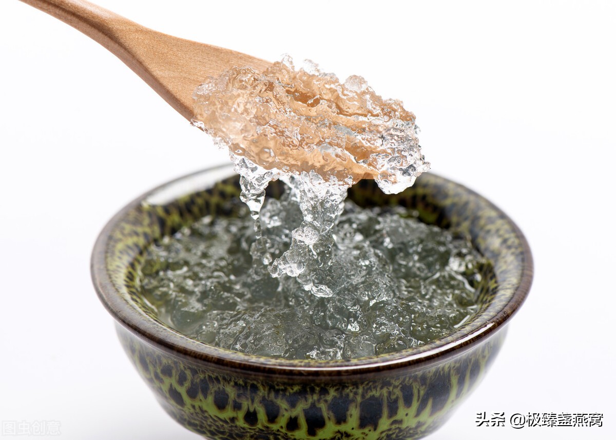 The correct way to eat bird's nest, so eating bird's nest will be more