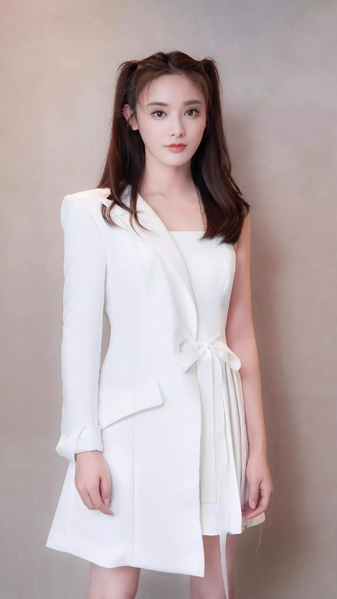 The most beautiful nine princesses Peng Xiaoran - iNEWS