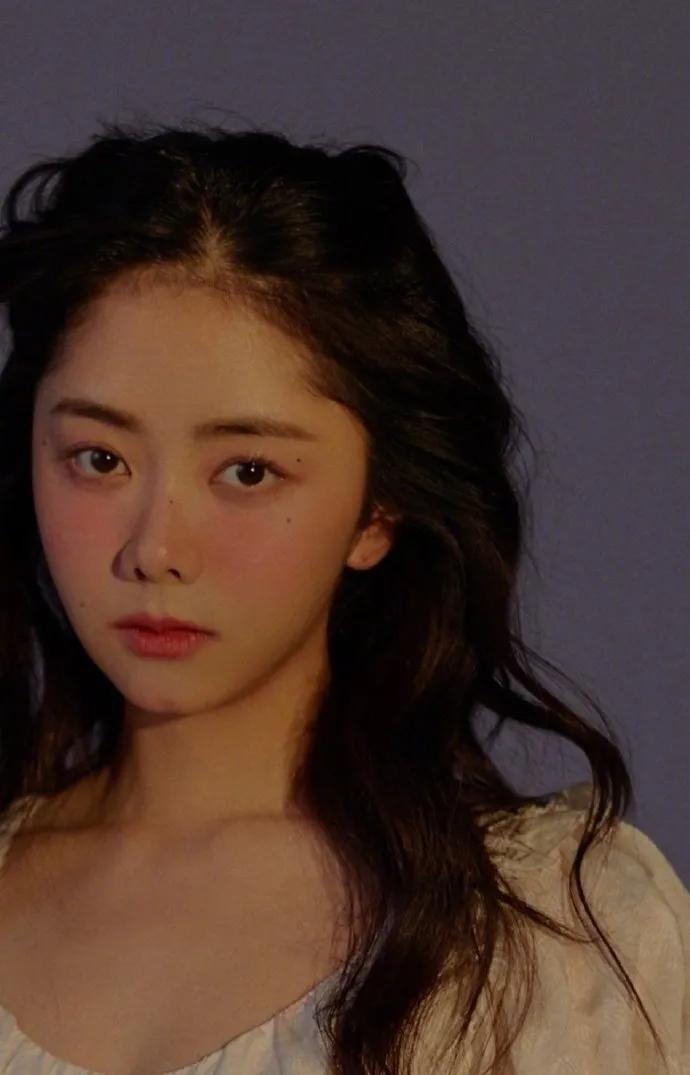 Tong Yan of Tan Songyun iNEWS