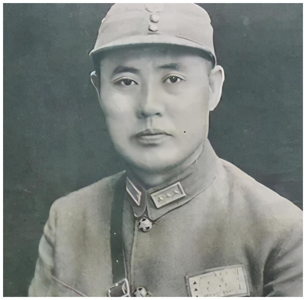 Suiyuan uprising peacefully, Dong Qiwu was awarded the title of general ...