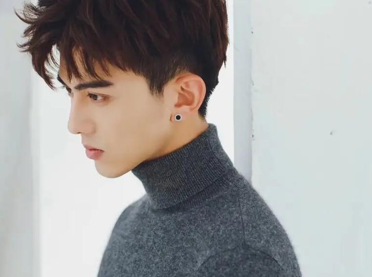 What are the representative works of actor Xu Zhibin? iNEWS