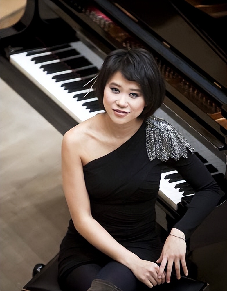 Why did Yujia Wang become the top woman in the piano world? - iNEWS