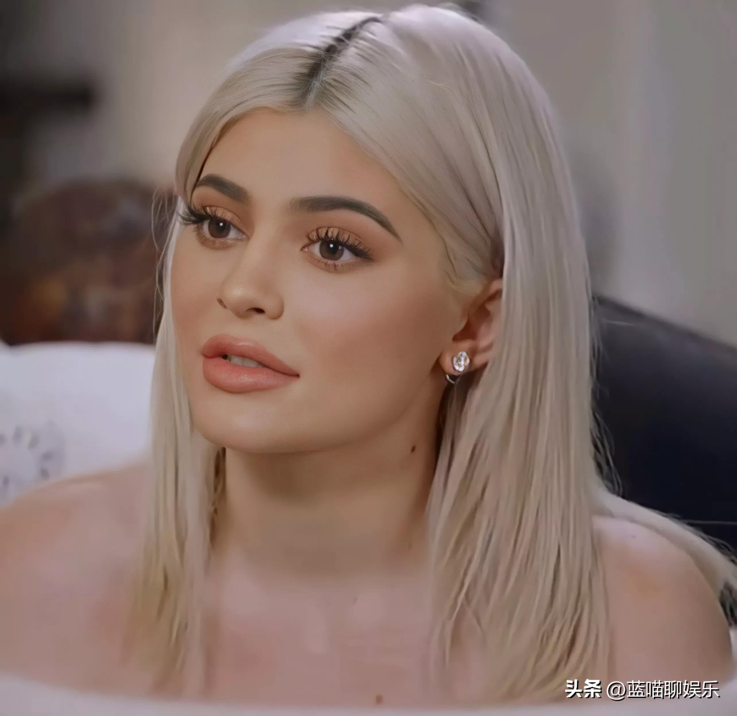 Top 10 celebrities with the most followers on social media Instagram