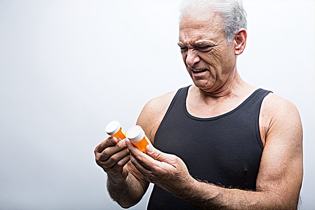 "Aspirin" has been replaced? Too many side effects? The 3 major