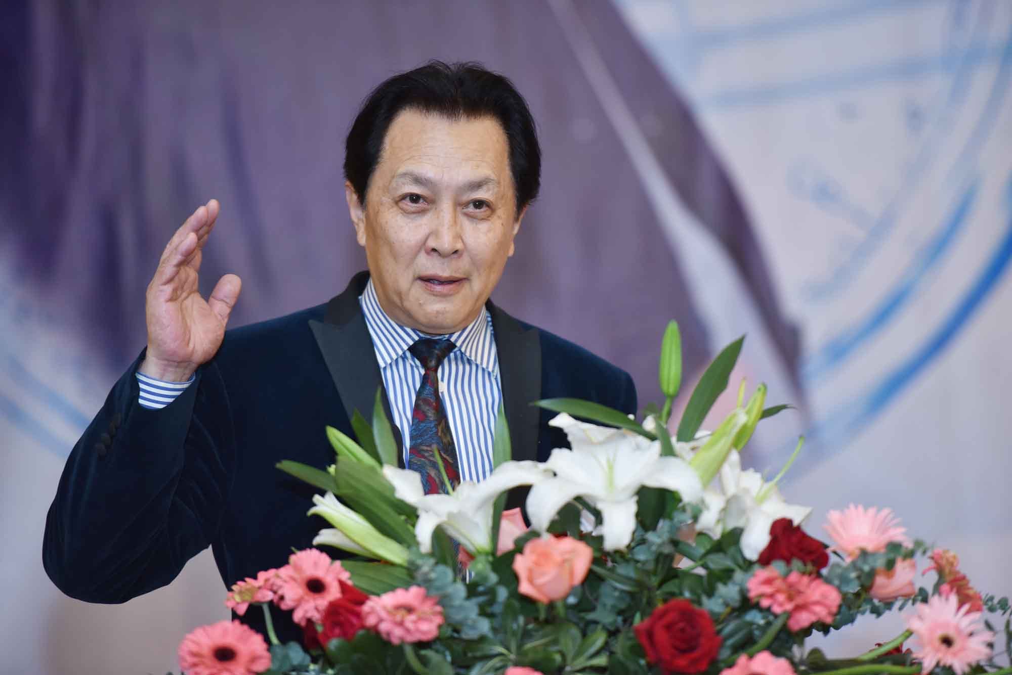 71歲「晚節不保」,再多的名和利,都救不了老藝術家唐國強 - 資訊咖