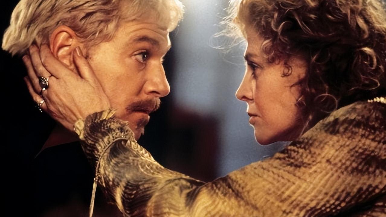 About the shooting of different versions of "Hamlet" iMedia