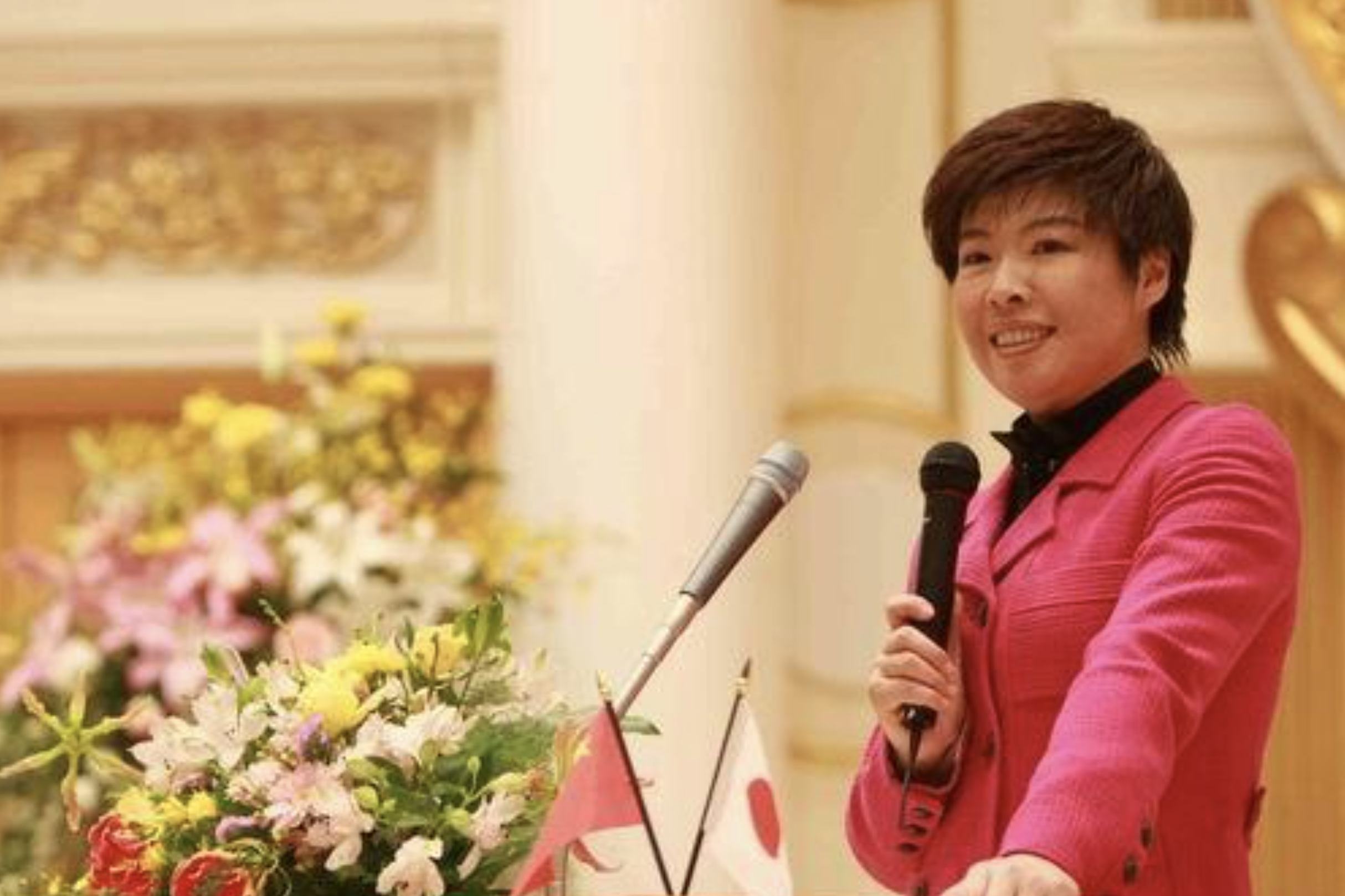 Yu Dan, who is 