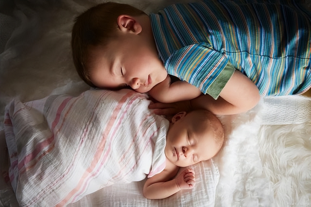 Children who "go to bed late" and "go to bed early", as the growth gap widens, parents should