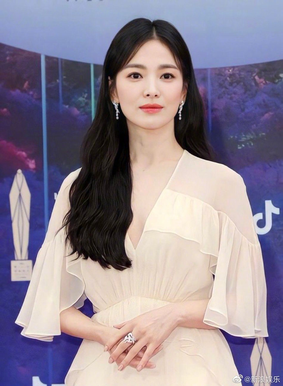 South Korea's Baeksang Arts Awards red carpet, who won the red carpet ...