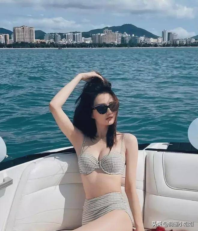 Immortal Sister Liu Yifei S Swimsuit Photos Are Exposed For The First Time Her Plump Figure Can