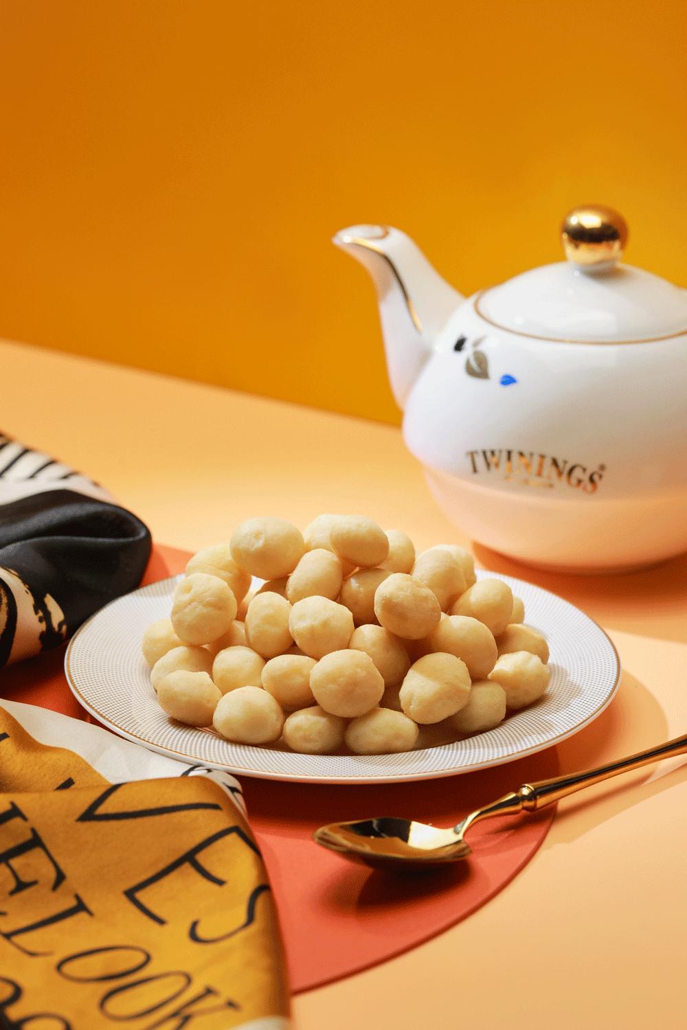 The addictive Zhiweixuan macadamia nuts satisfy your taste buds iMedia