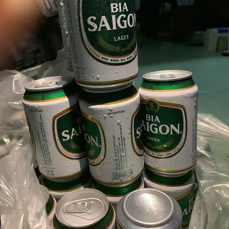 Canned beer and bottled beer are stupidly indistinguishable. What's the