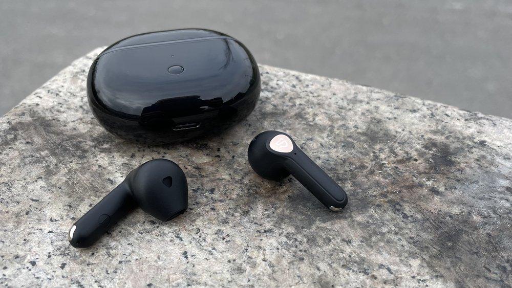 SoundPEATS Peat Air3 Deluxe HS review The best AirPods alternative