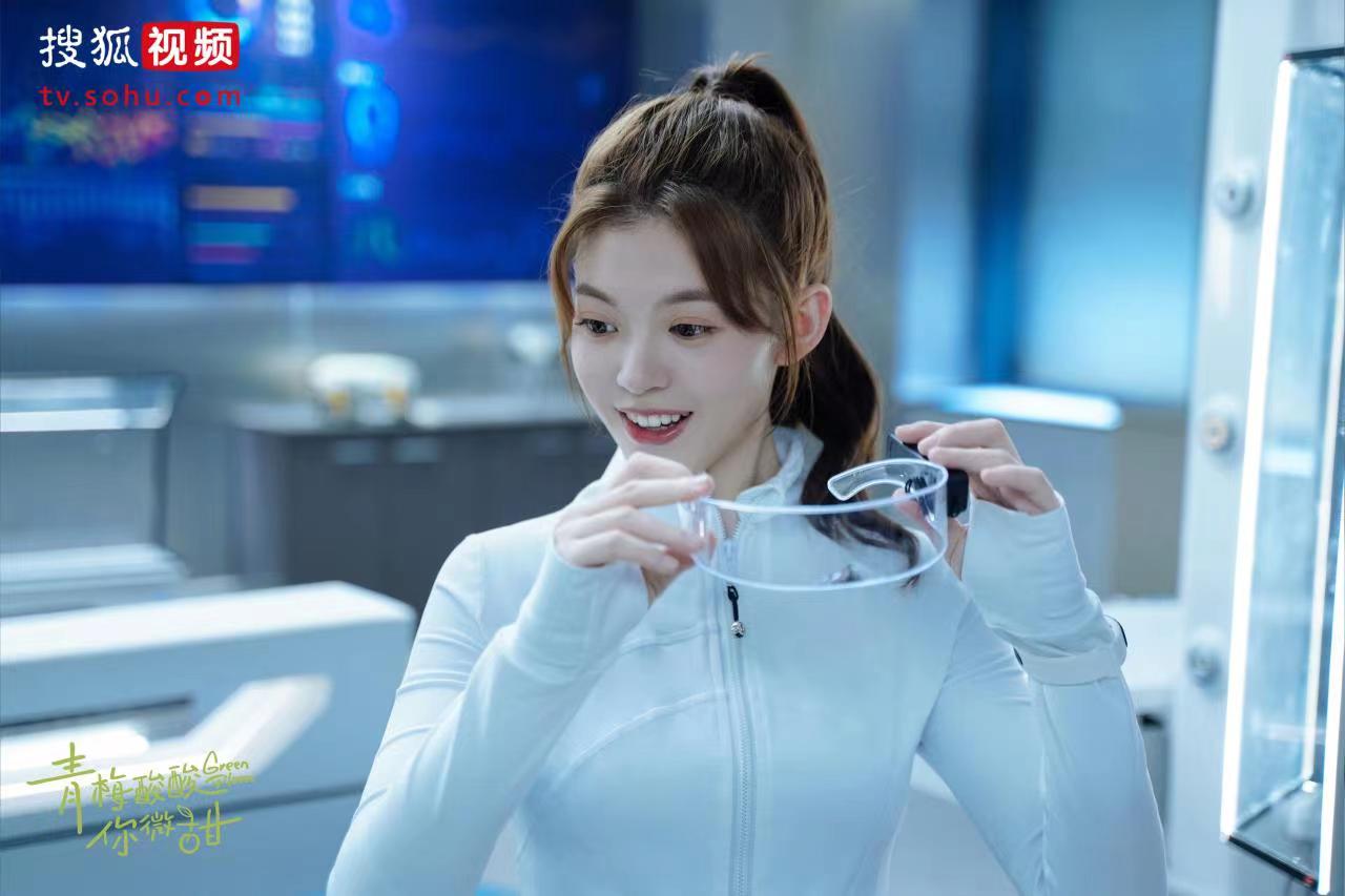 "Green plums are sour and you are slightly sweet" is full of popularity