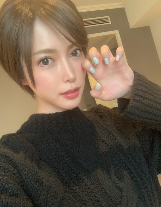 Short hair goddess - Kimishima Mio - iMedia