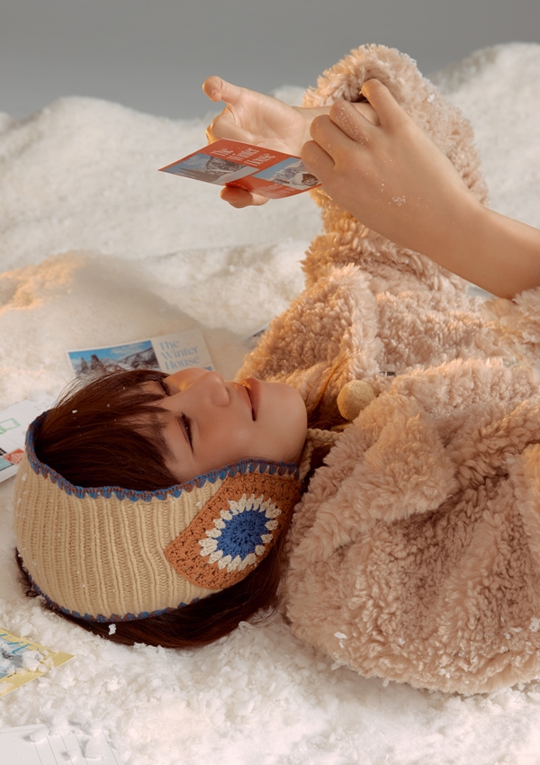 What is the status of Kong Xiaozhen's women's clothing endorsement