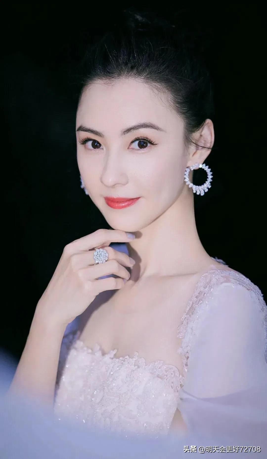 Sexy and charming Cecilia Cheung - iMedia