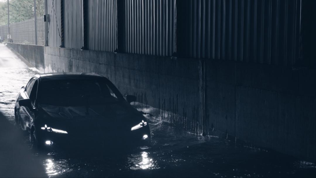 Electric car safety concerns?Changan Deep Blue SL03 successfully