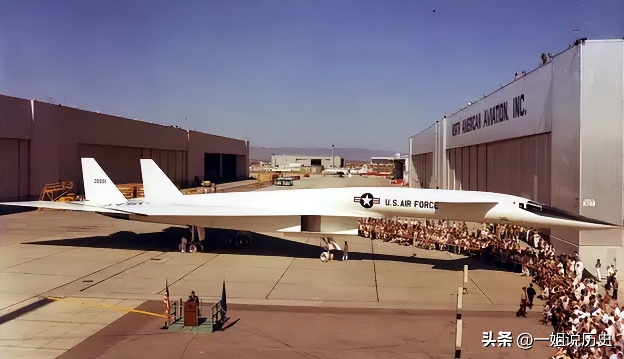 飛彈都追不上的轟炸機，全世界僅這國能造，能攜帶超過20噸核彈