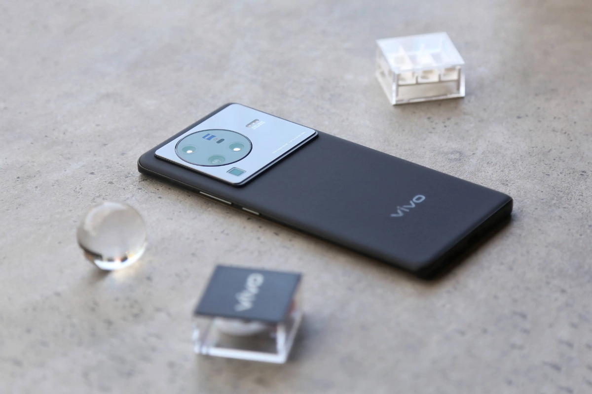 At present, these three vivo mobile phones are perfect, and the image ...