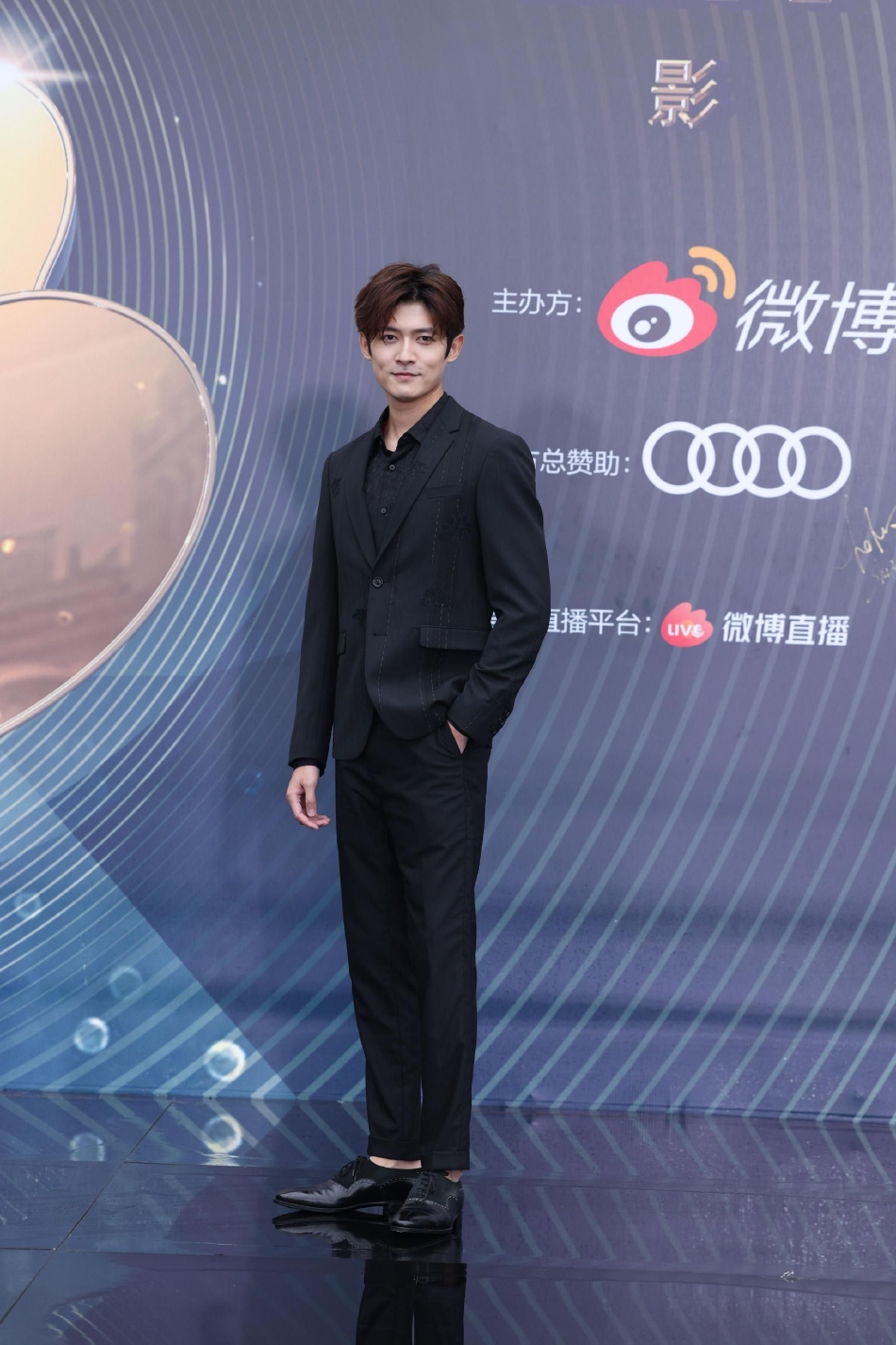 Li Bingbing, Liu Yifei, Zhang Tianai, and Ouyang Nana on the red carpet ...