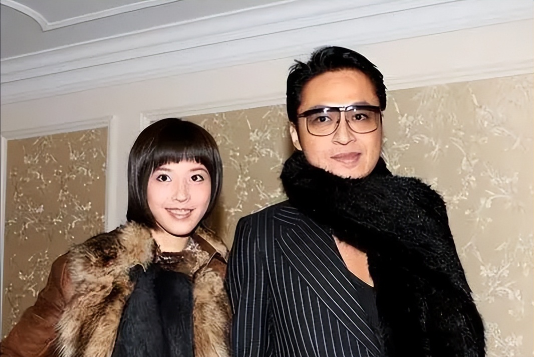The 61-year-old Ma Jingtao officially announced his new relationship ...
