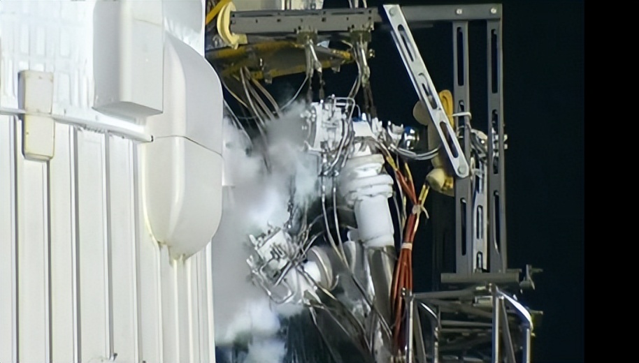 Launching rockets, why liquid oxygen fuel is more advantageous, there ...