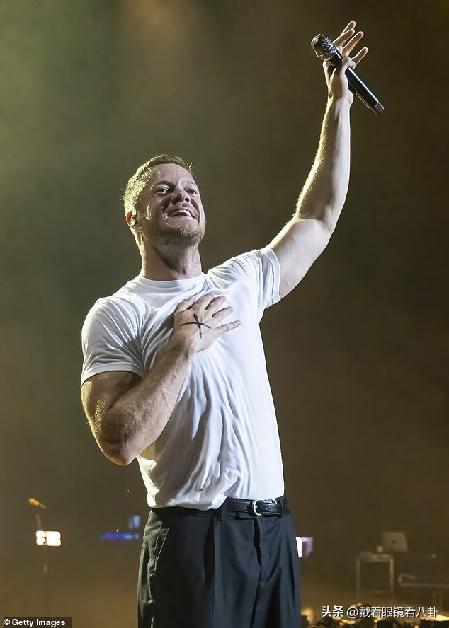 The lead singer of Menglong revealed that he was separated from his ...