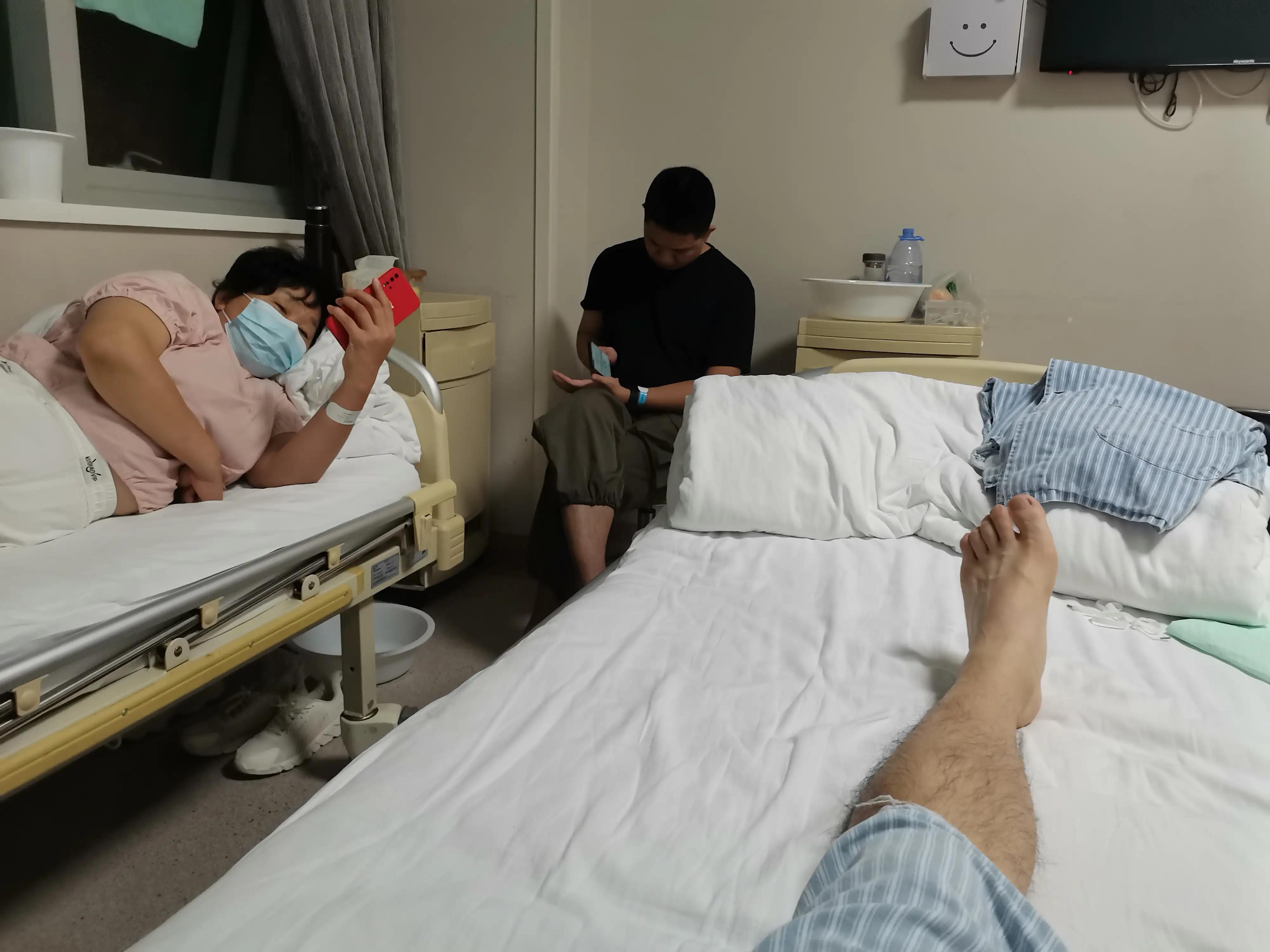 What does it feel like to be hospitalized and have surgery alone?Day 5