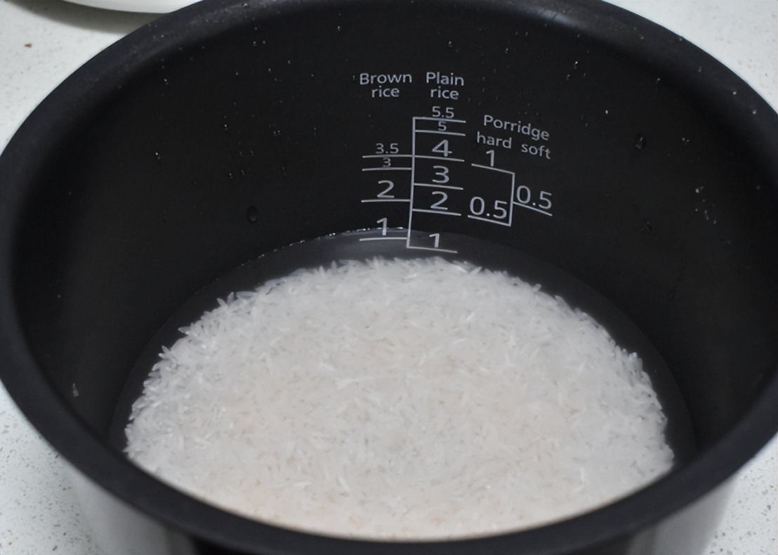 Does using a rice cooker cause cancer?It is not to use a rice cooker with a damaged