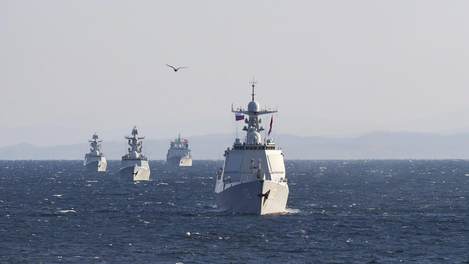 To Relieve Anger, 11 Chinese And Russian Warships "navigate Freely" At ...