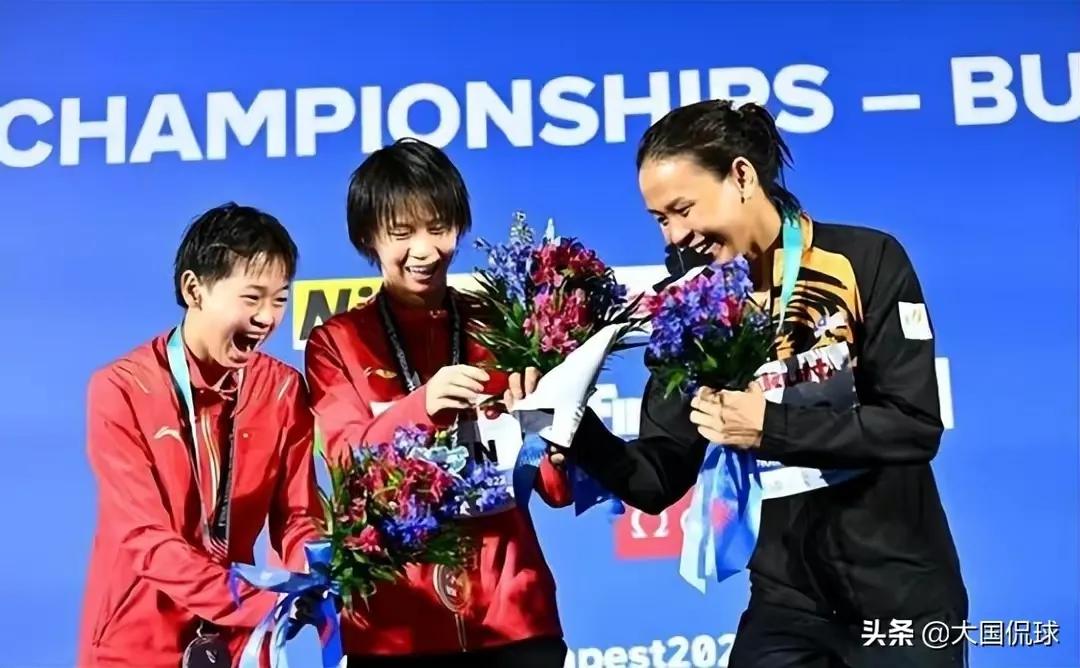 Cheers to All Hong Chan - iNEWS