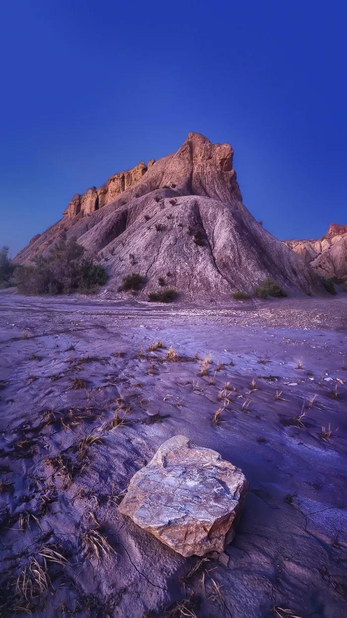 Share pictures of strange rocks - iNEWS