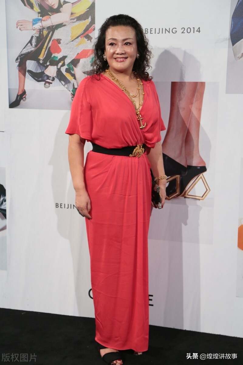 Zhang Lan, a woman that the Big S family can't afford iNEWS