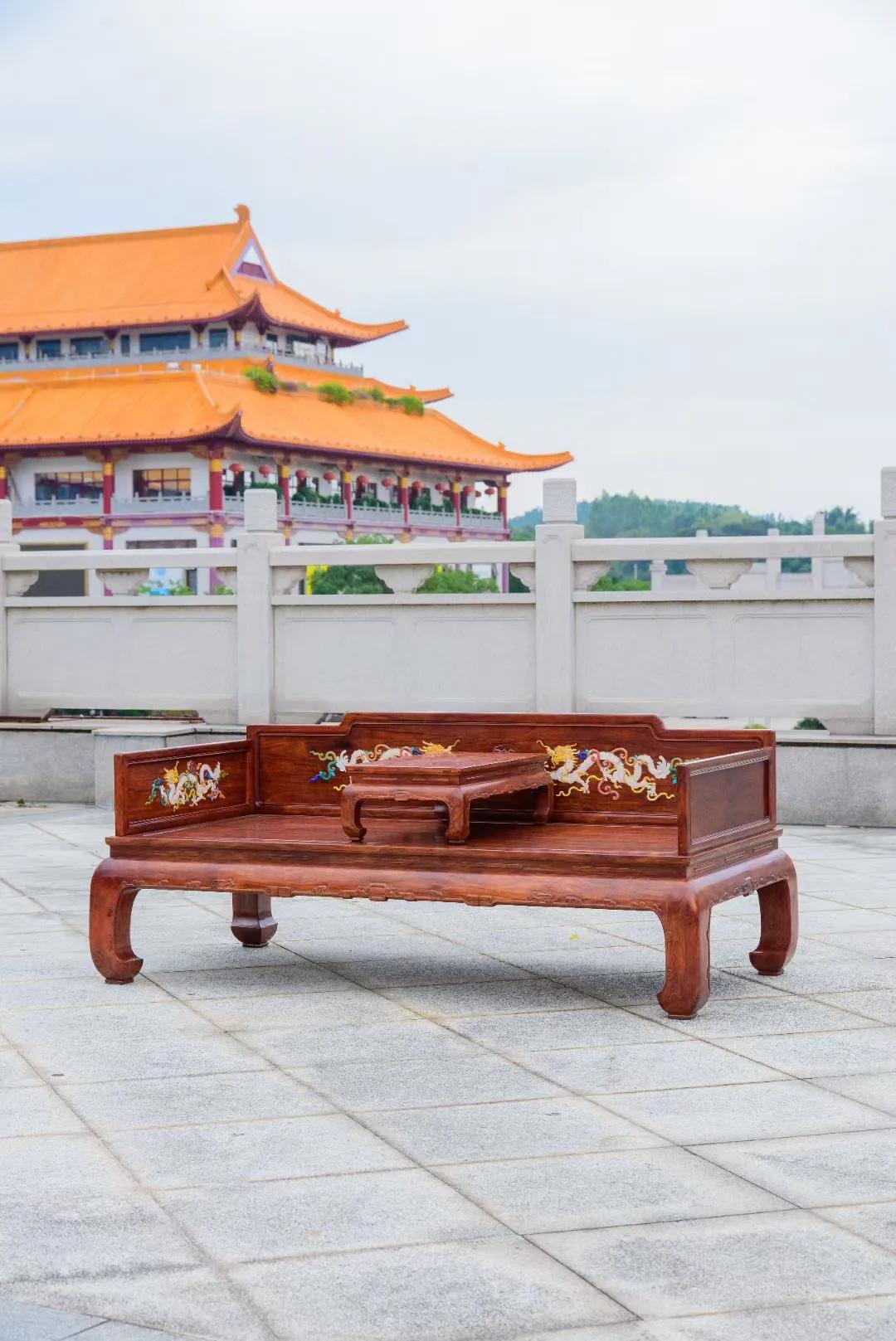 Hainan Huanghuali Inlaid Baibaolong Arhat Bed - iNEWS