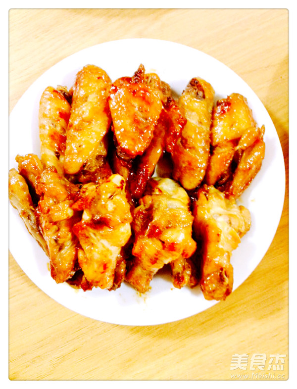 The practice of smokeless grilled chicken wings in a rice cooker iNEWS
