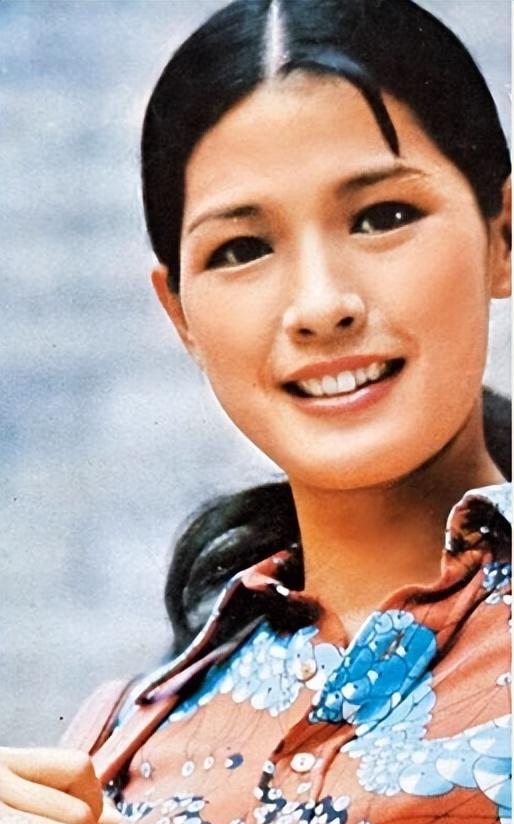 She was one of the four major actresses of TVB in the 1970s. She ...