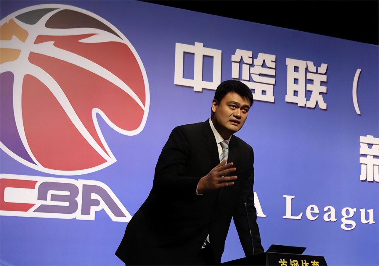 The recent situation of Yao Ming and his wife Ye Li: 42-year-old Ye Li ...