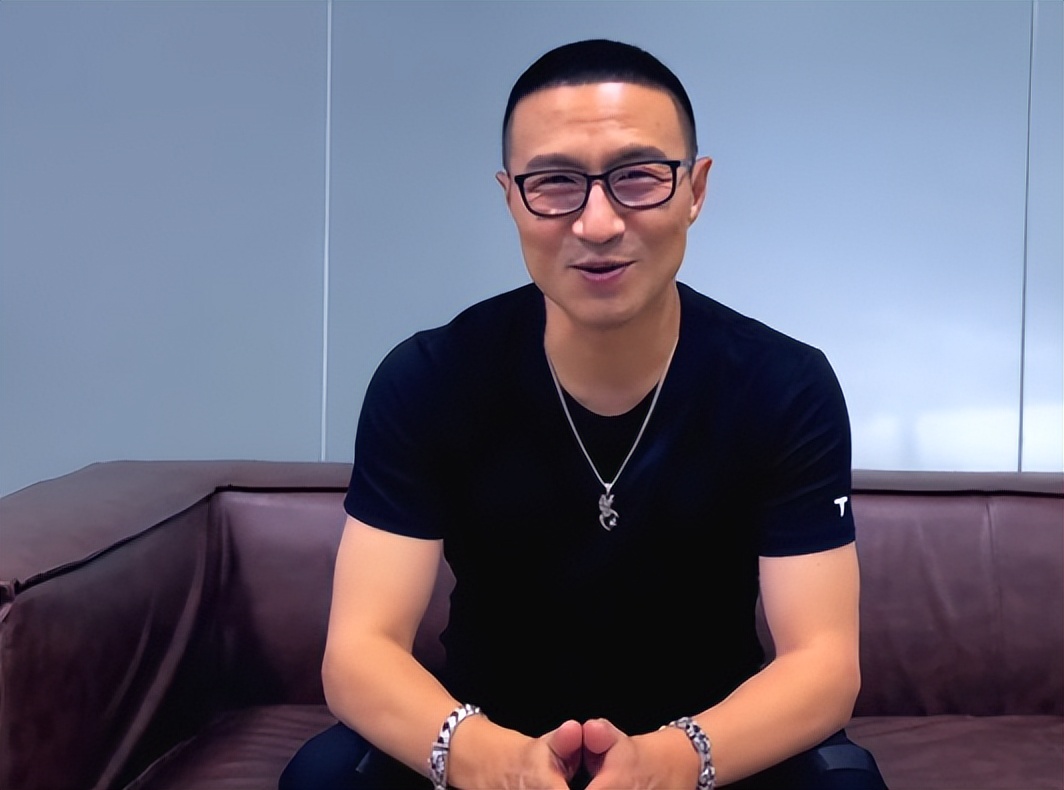 Wang Feng's new album was officially released, 12 new songs were ...