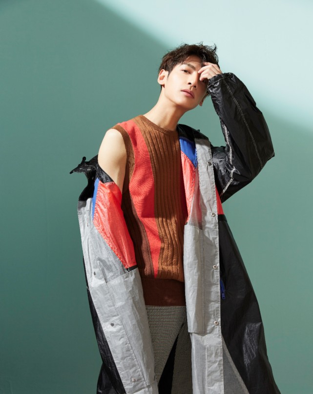 Zhu Zhengting is excellent at woodcarving, and Zhao Lusi is 8th grade