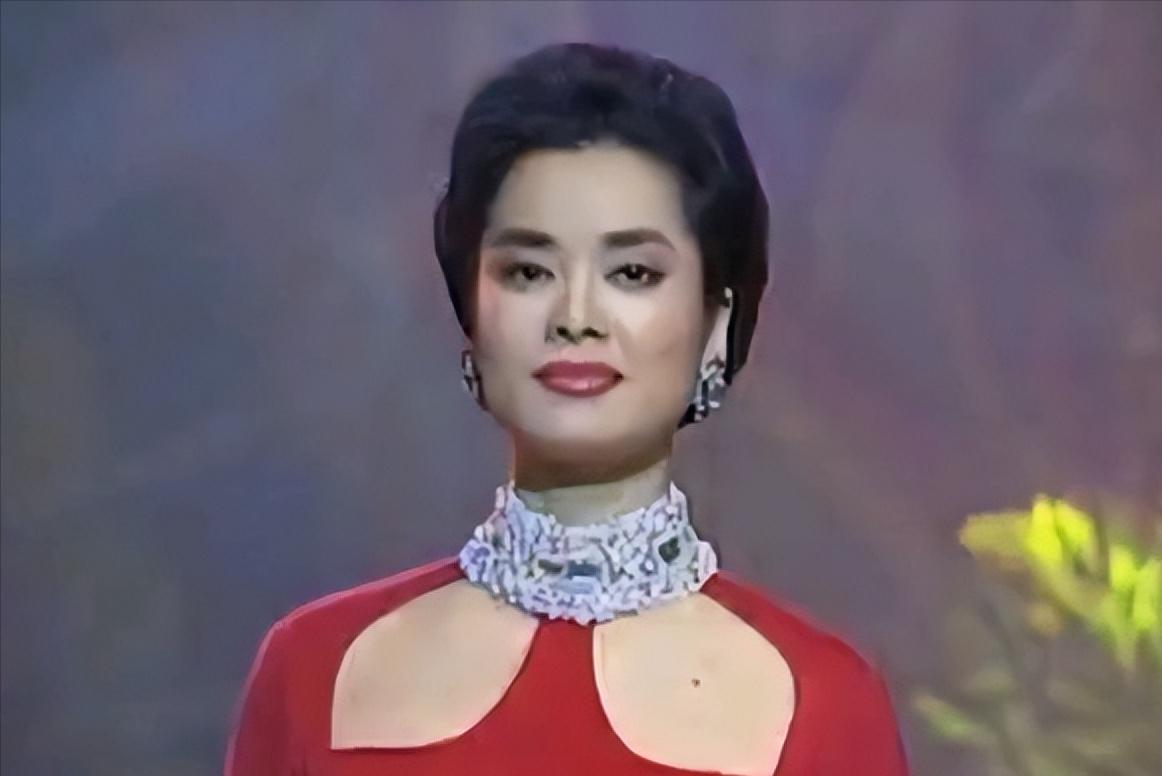 Singer Mao Amin: One year after her husband died of illness, she left ...