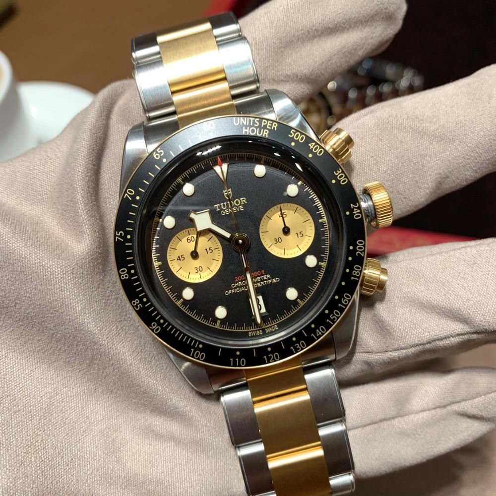 How to choose a watch for a middleclass man of 30,000 to 50,000?5