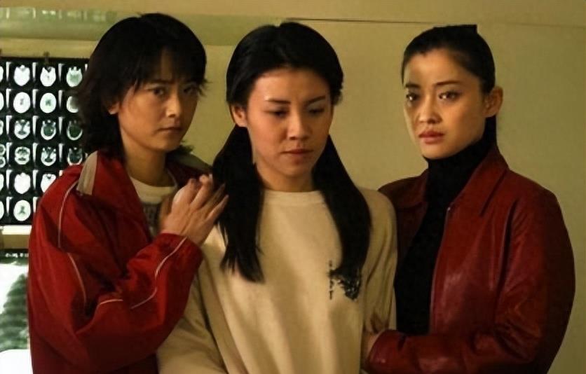 The gap between 49-year-old Liu Lin and 40-year-old Ge Shanshan is ...