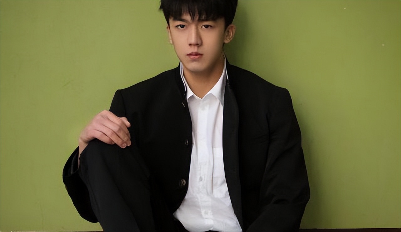 "Love is forbidden here" male protagonist: 1 meter 88 Lu Dongxu's ...