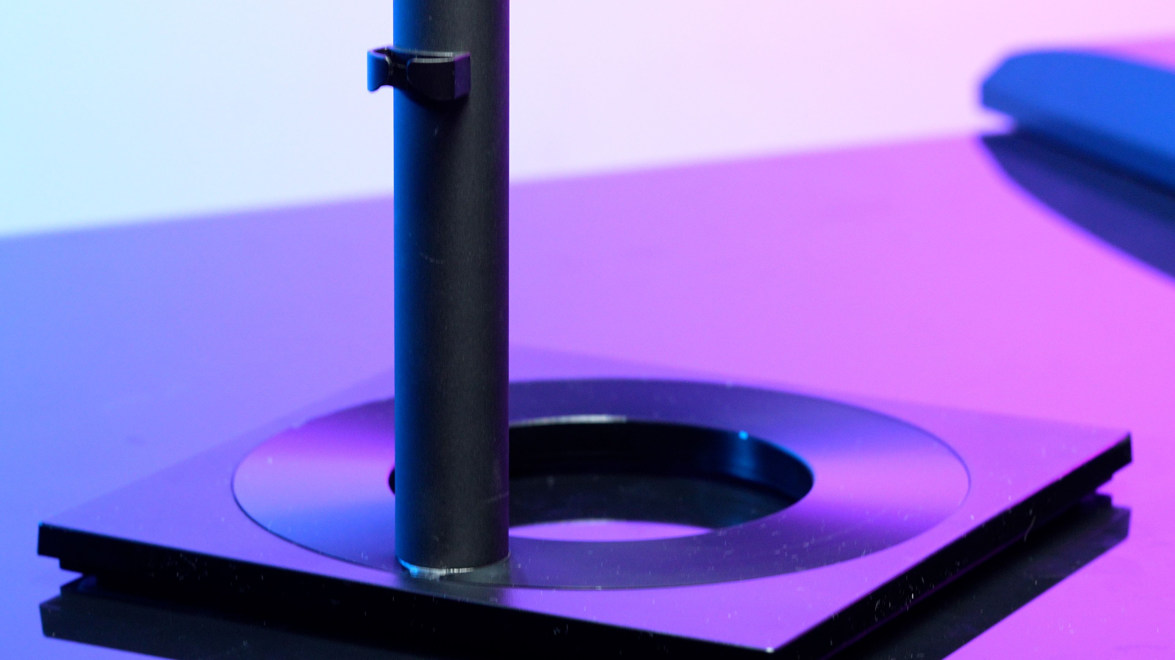 Why are OLED displays so expensive?See how Philips beat the price down