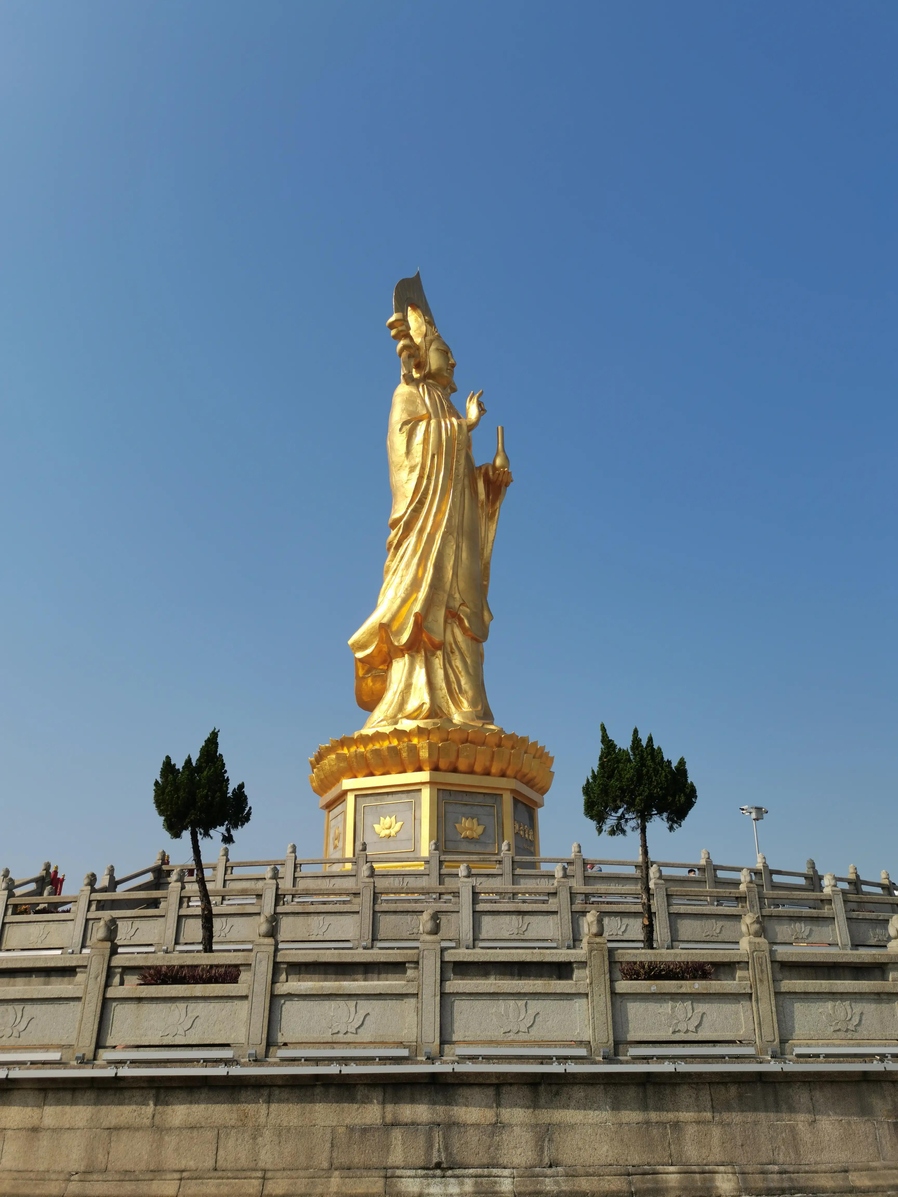 Guangzhou Panyu Lotus Mountain Scenic Tourist Area Wanghai Guanyin ...